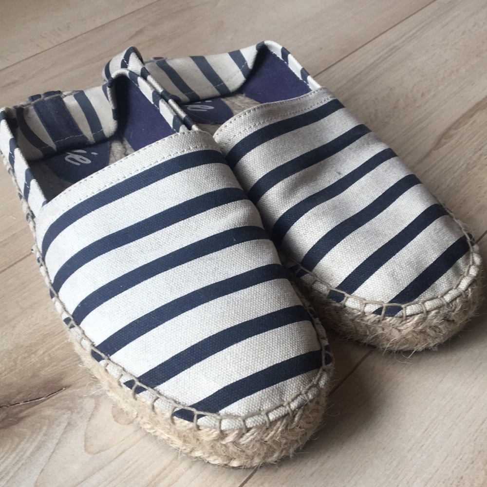 Aerie canvas espadrille